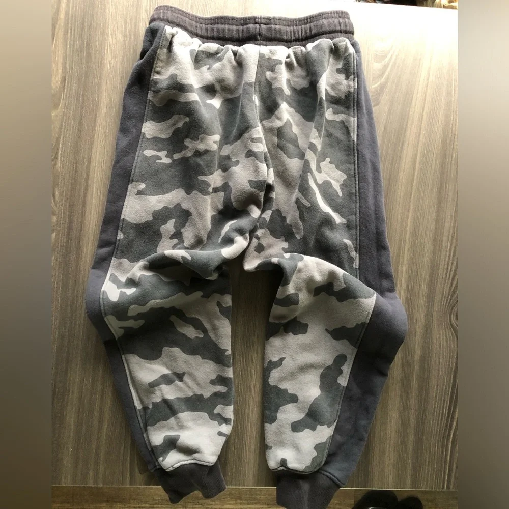 Under Armour Kids Gray Camo Joggers with Dark Gray Panels